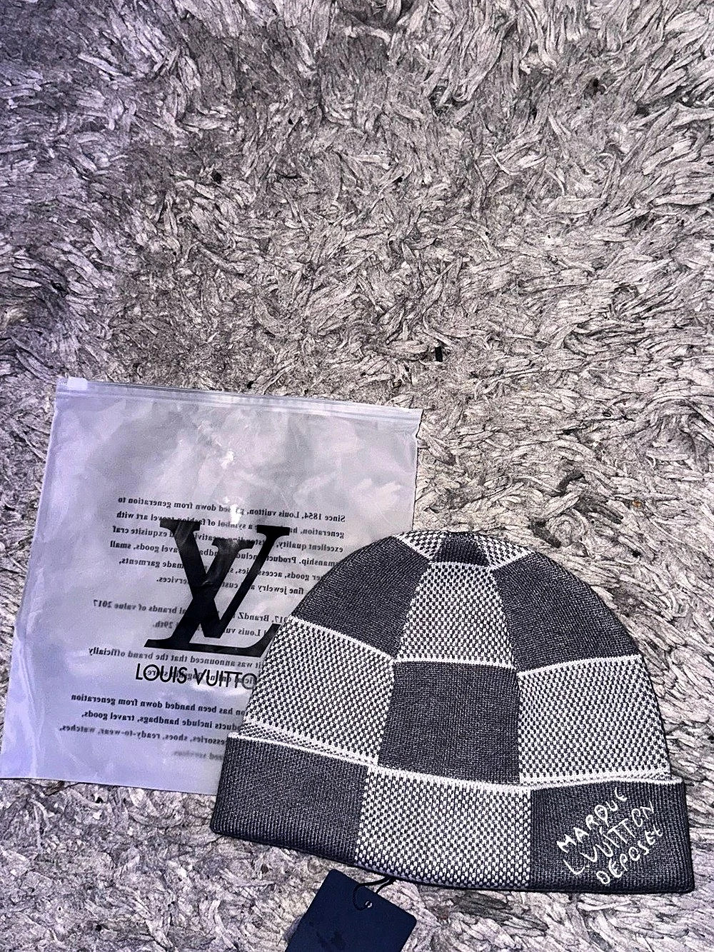 Louis Vuitton Damier Heritage Beanie Black & White NWT